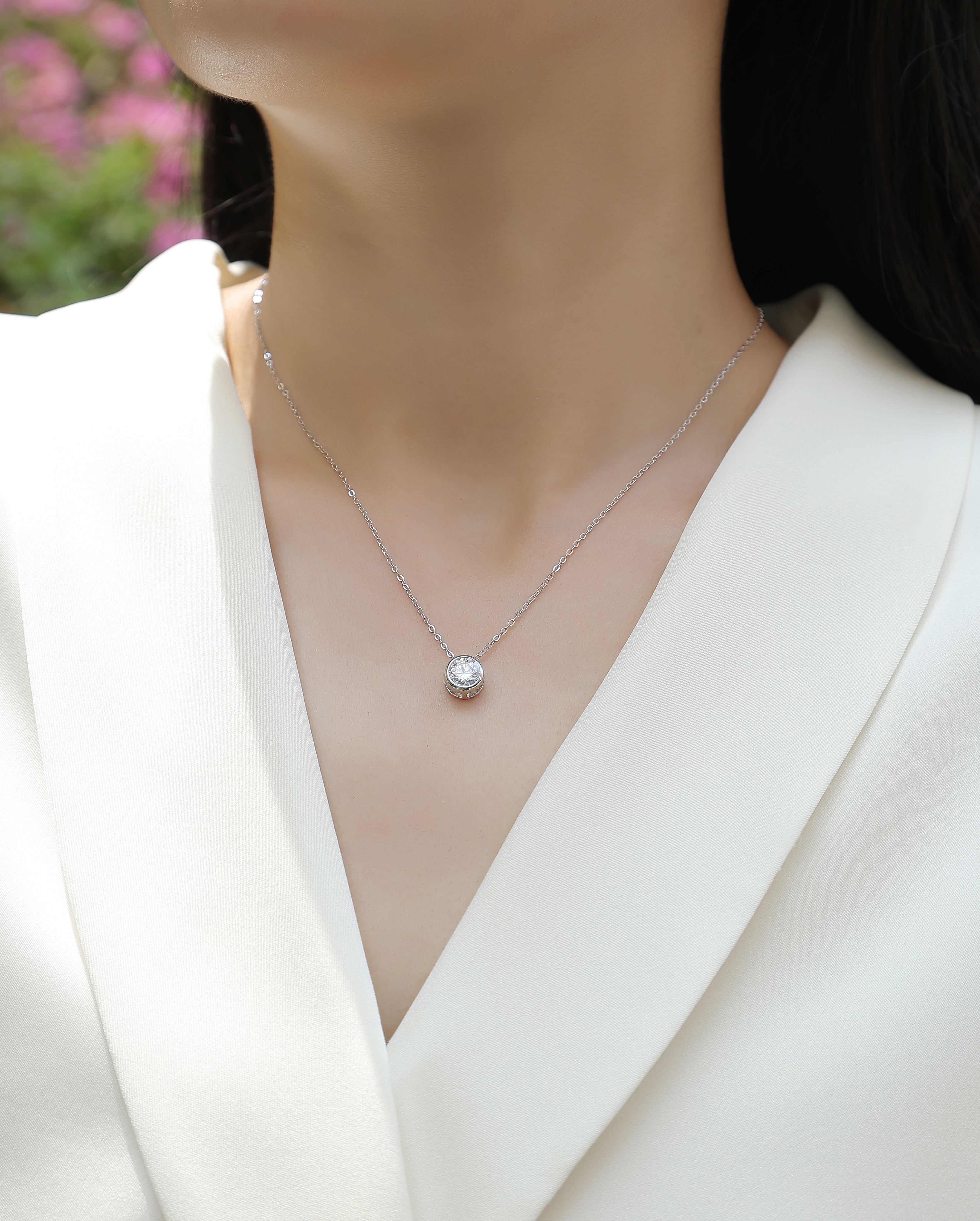 Purity - Luxurious Diamond Jewelry Pendant Set With 1-carat Moissan Diamond