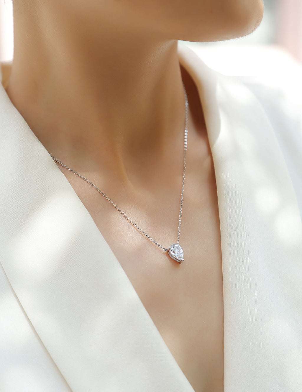 Water Drop - Fashionable Jewelry Pendant Set With Moissanite Diamond