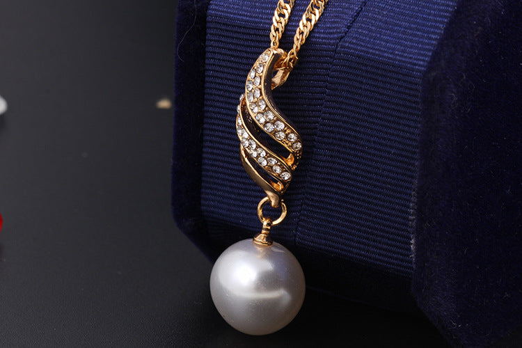 Mother-of-Pearl Stud & Necklace Set | Water Wave Chain | Gold & Silver