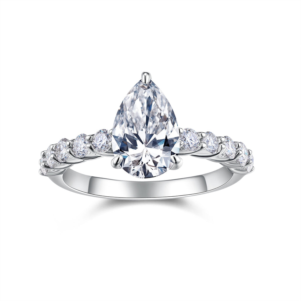 Moonlight Water Drop - A Fashionable Diamond Jewelry