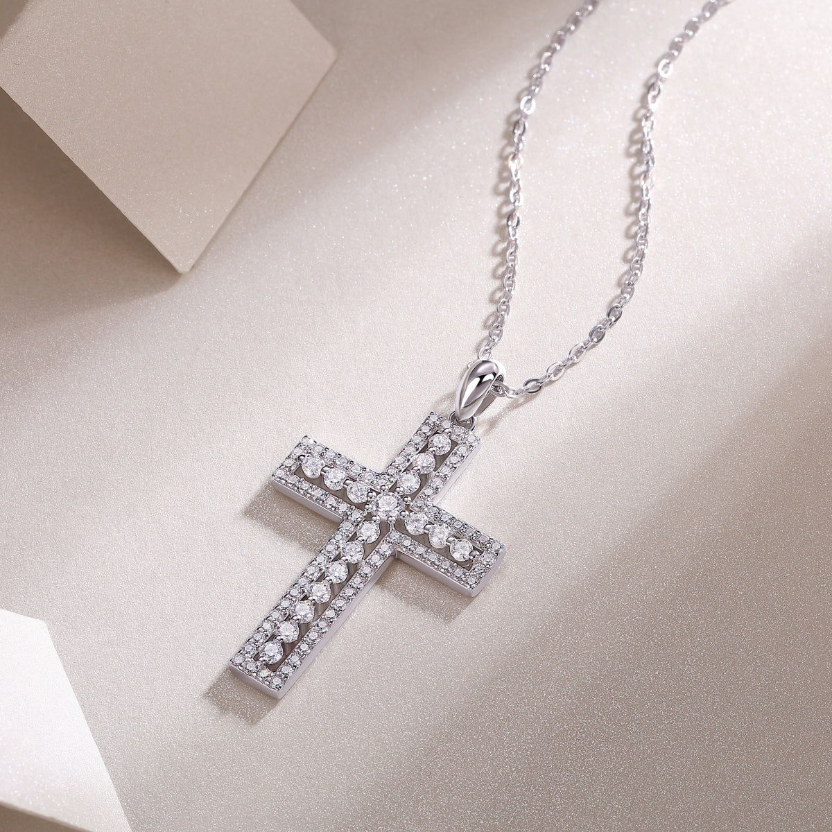 Shelter - Fashionable Jewelry Pendant Set