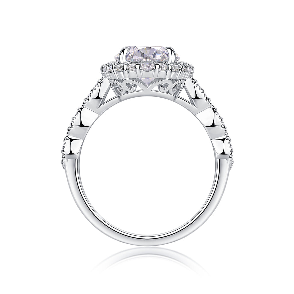 Bright Moon - A Fashionable Diamond Jewelry