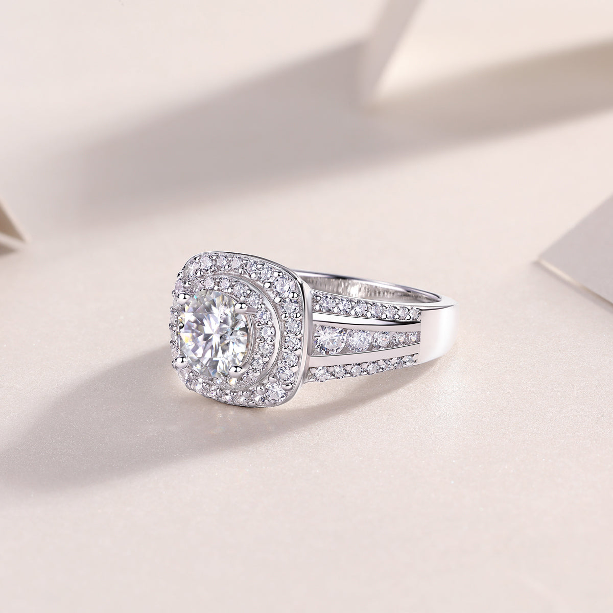Starry Sky Crown - A Fashionable Jewelry Ring with 1-carat Moissan Diamond
