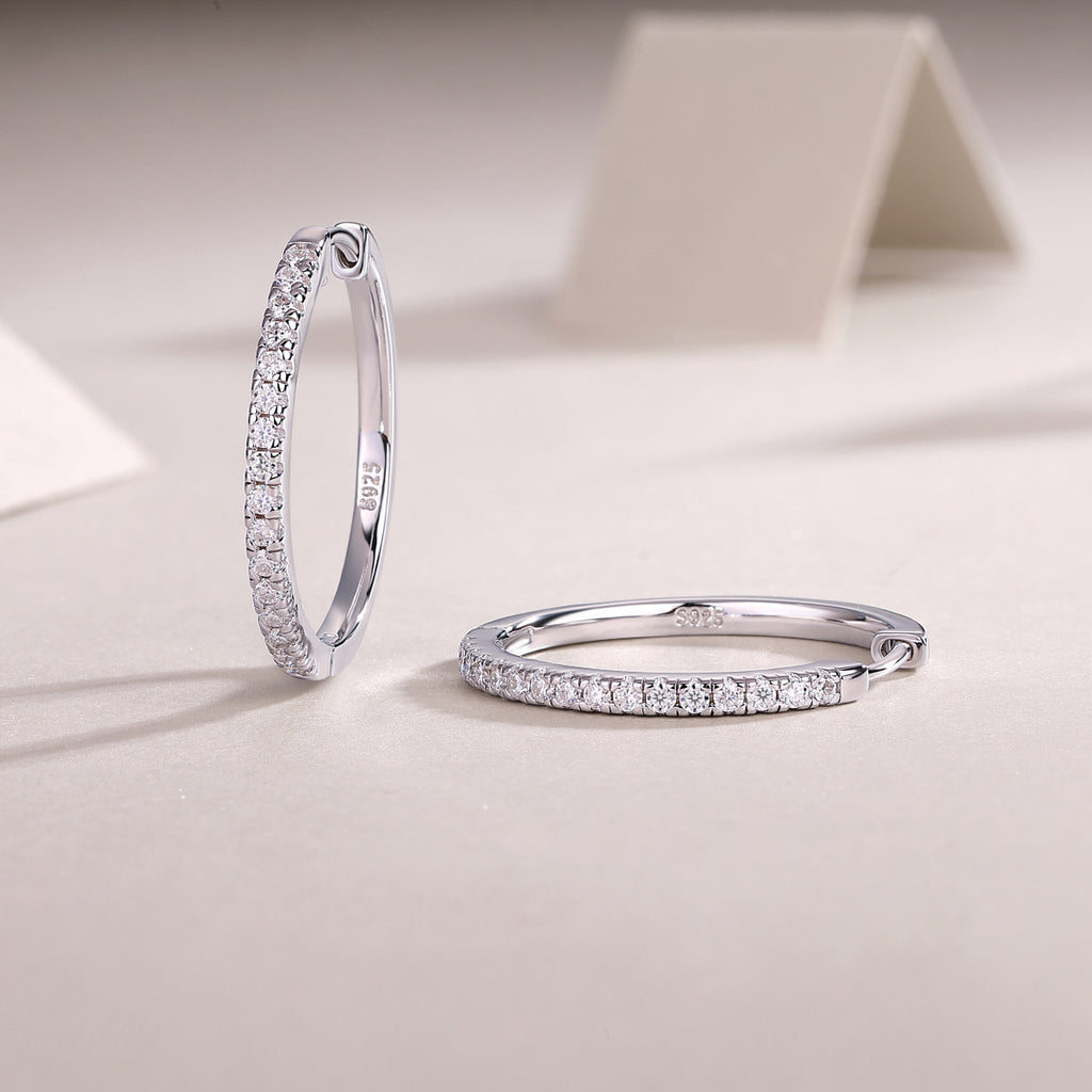 Yuedong Light - Dynamic Moissanite Jewelry | S925 Silver