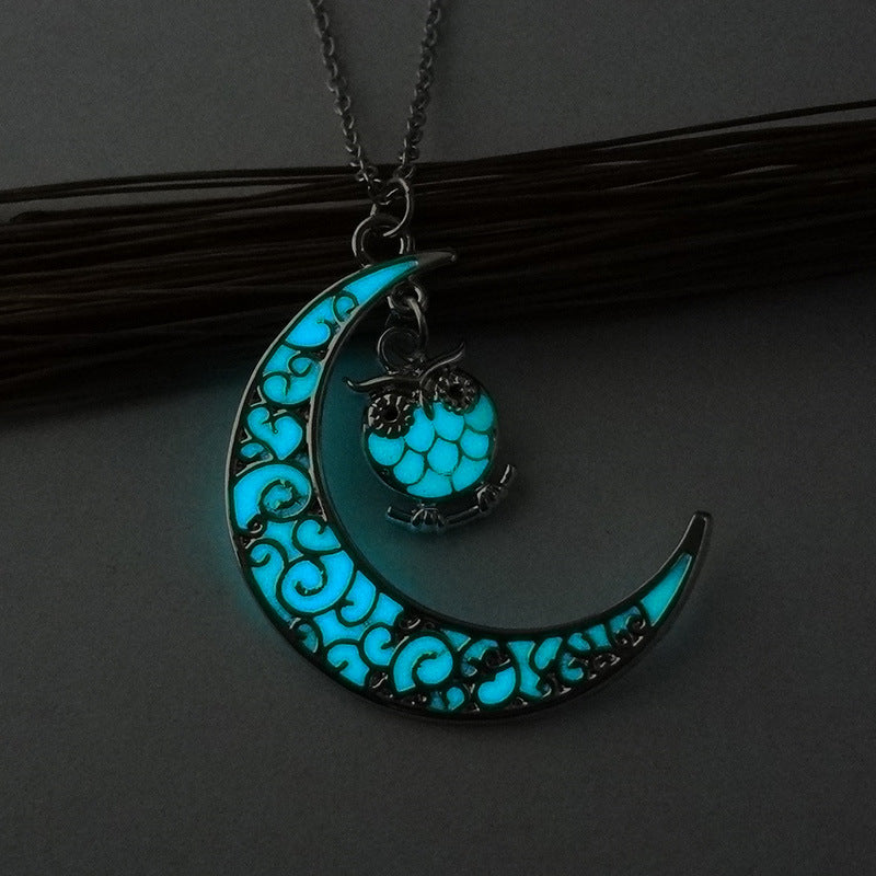 Glowing Pendant Necklaces, Silver Plated