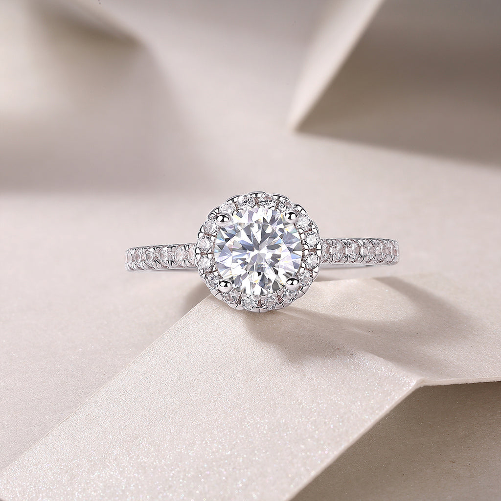 Hug Your Lover- Luxury, Large Diamond Ring