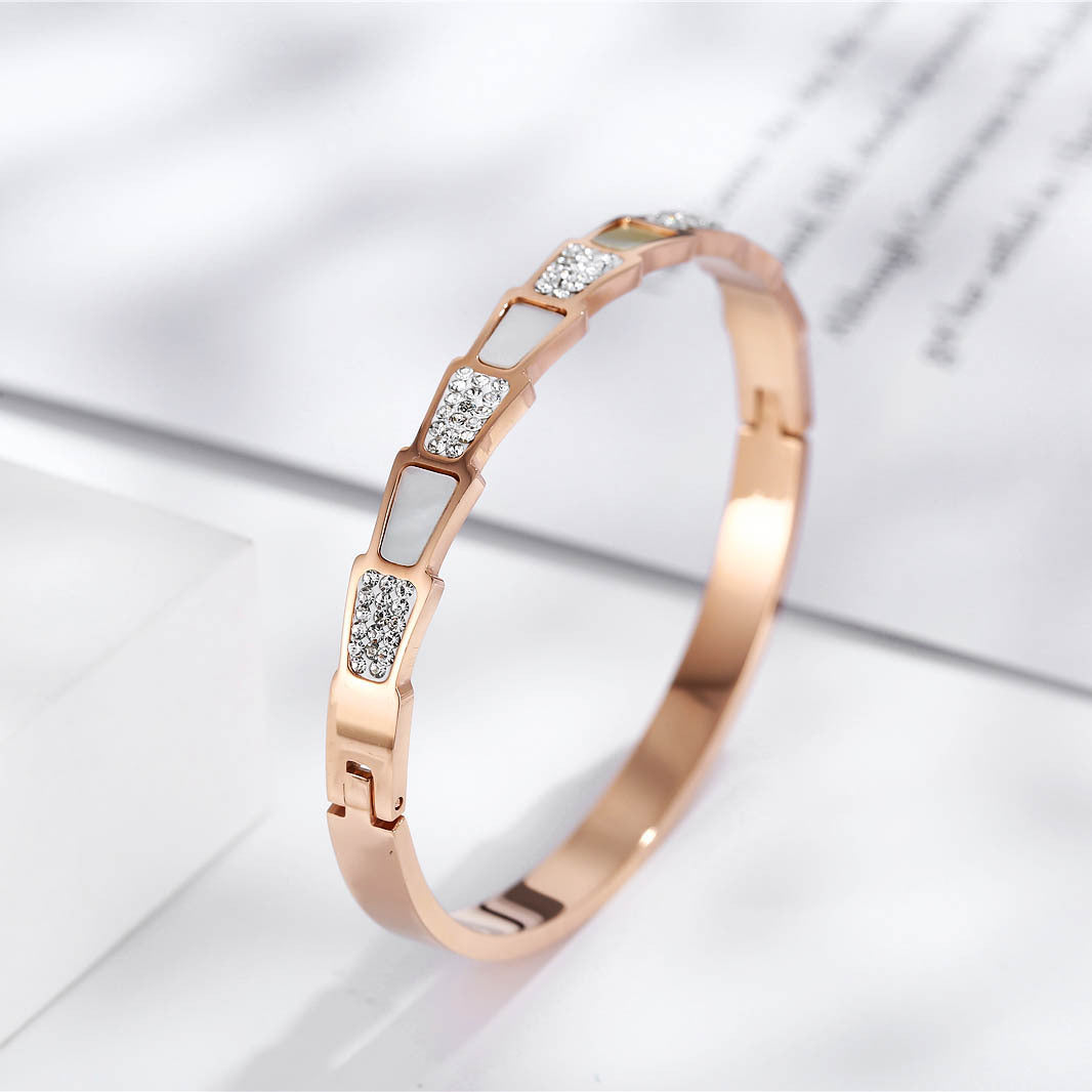 Female Snake Bracelet With Gold Diamonds