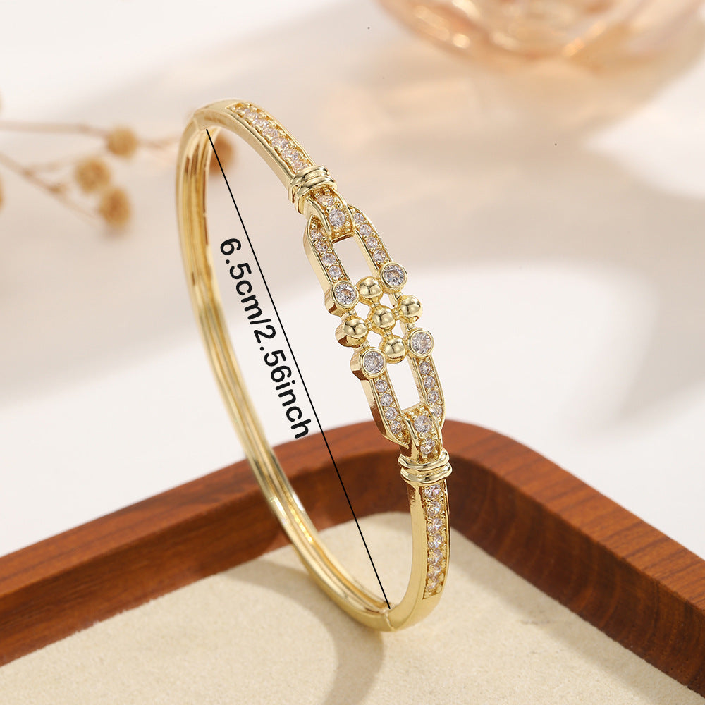 Women's Horseshoe Buckle Bracelet | Geometric Light Luxury | Eco Copper | Gold & White Gold