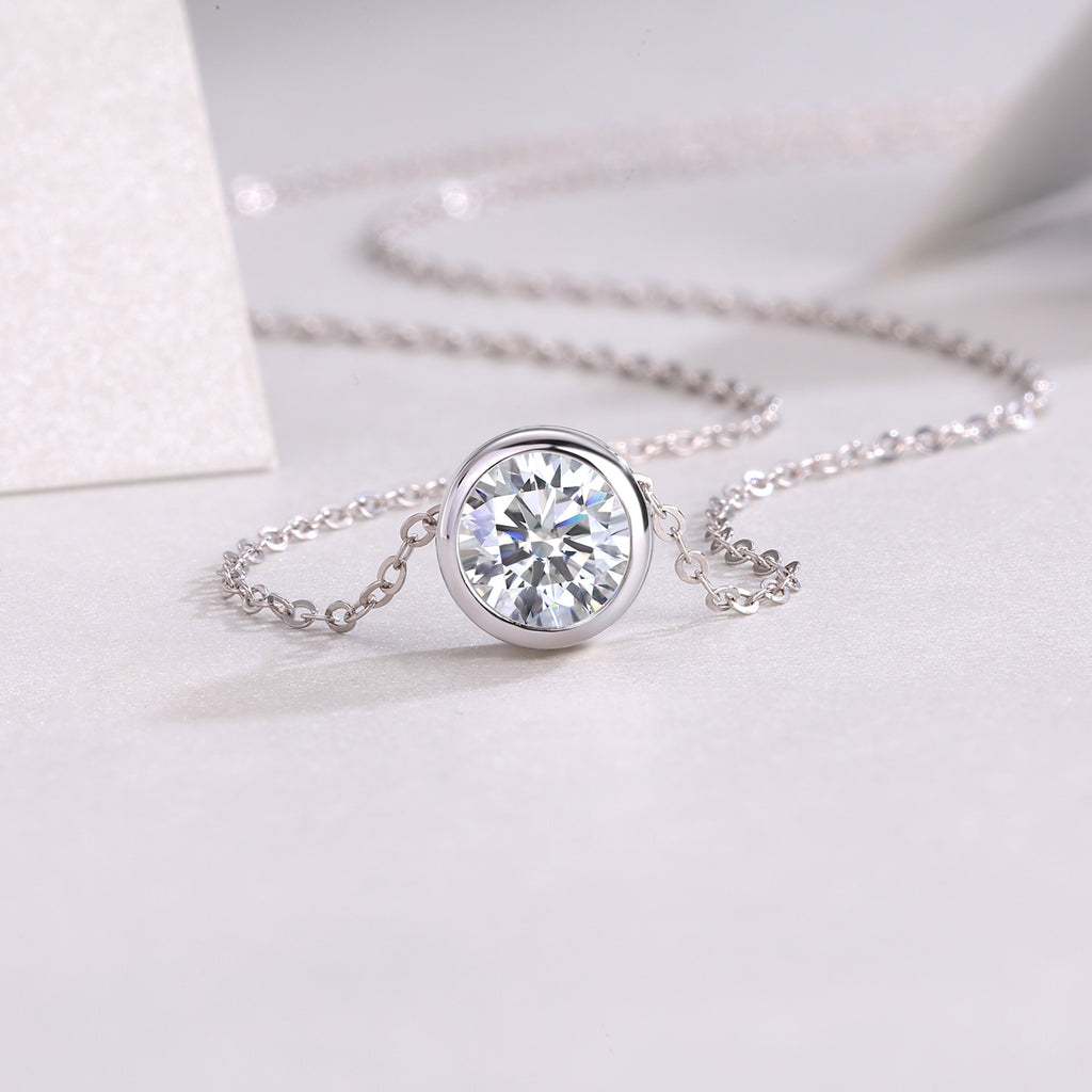 Purity - Luxurious Diamond Jewelry Pendant Set With 1-carat Moissan Diamond
