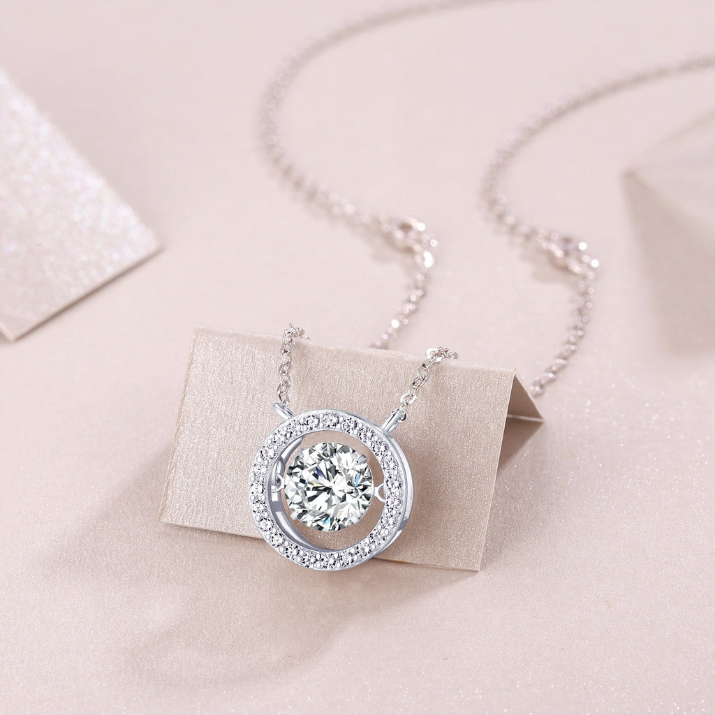 Mobius - A Fashionable And Luxurious Diamond Jewelry, With 1-carat Moissanite Pendant