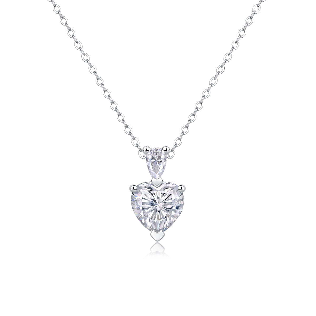 The Beloved Of The Heart - A Fashionable And Luxurious Diamond Jewelry Pendant Set