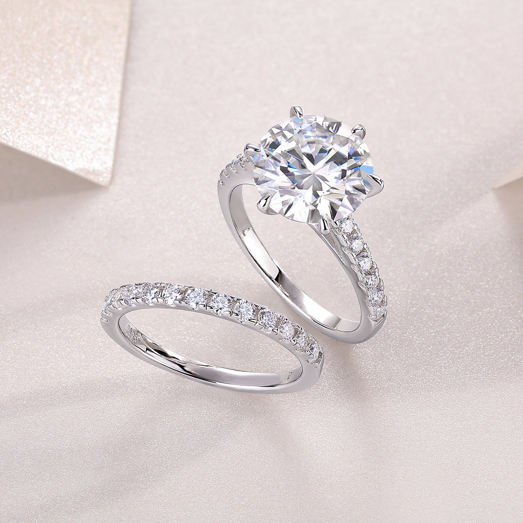 Arrange Large Diamond Rings