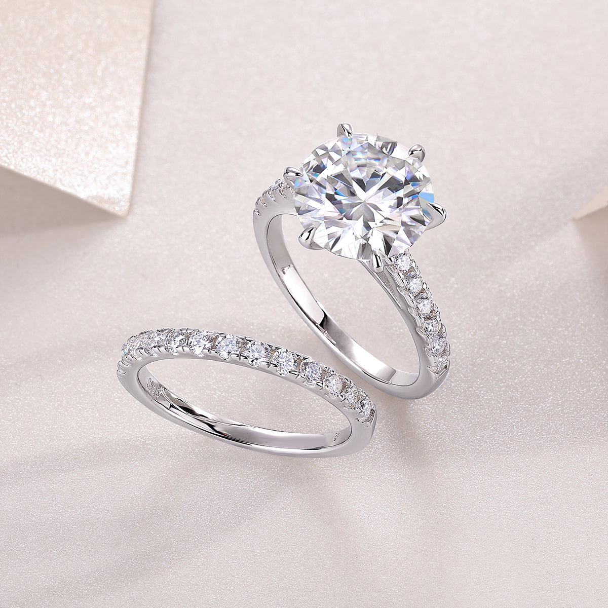 Arrange Large Diamond Rings