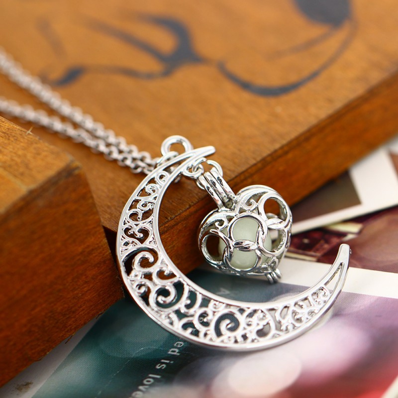 Glowing Pendant Necklaces, Silver Plated