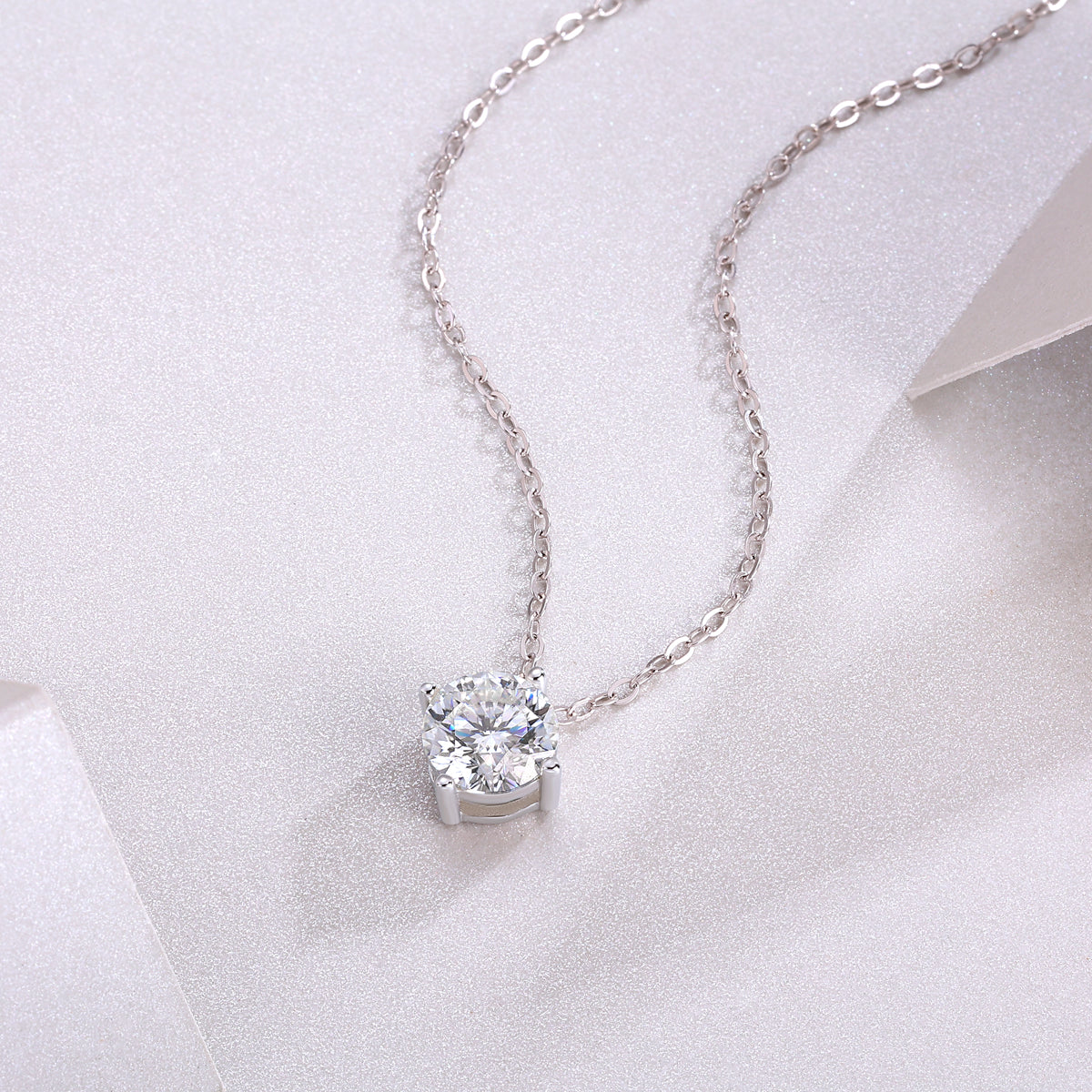 True Heart - A Fashionable And Luxurious Diamond Jewelry