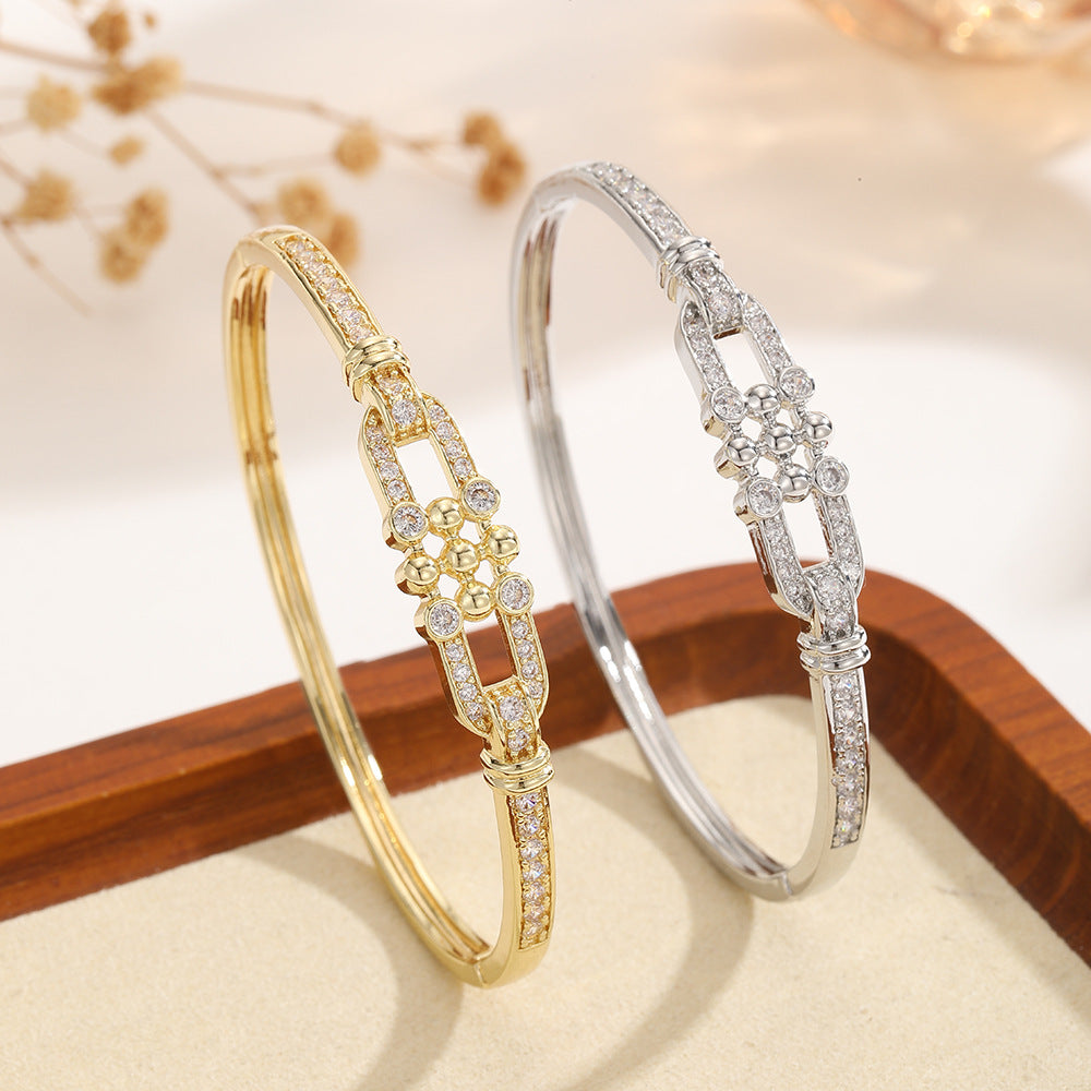 Women's Horseshoe Buckle Bracelet | Geometric Light Luxury | Eco Copper | Gold & White Gold