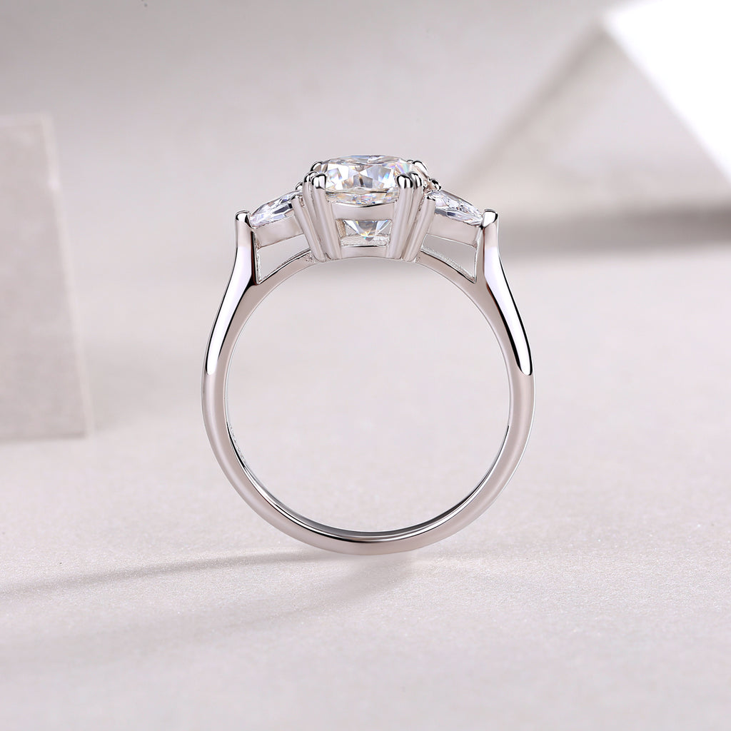 Luxury Diamond Wedding Ring - Cushion Cut Moissanite