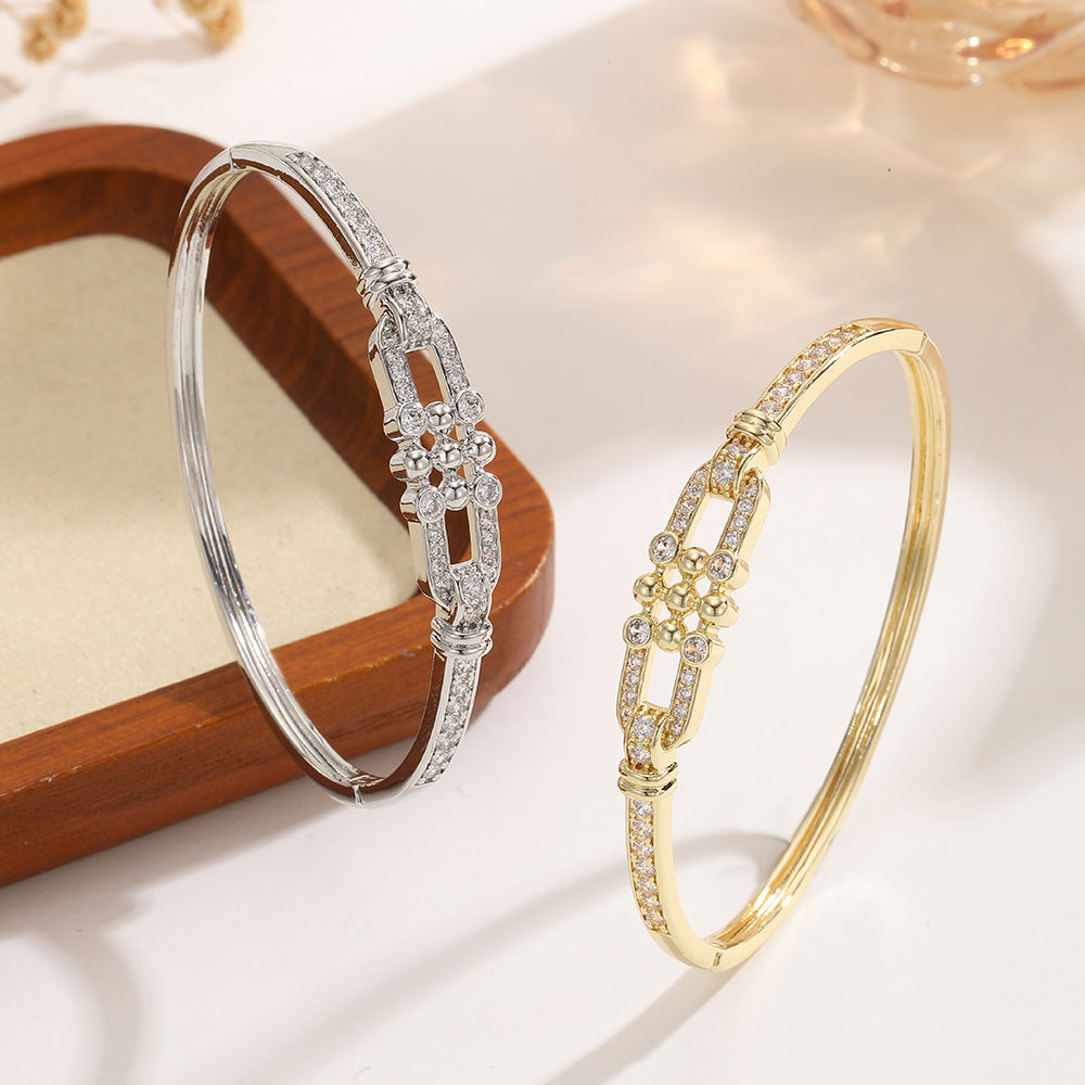 Women's Horseshoe Buckle Bracelet | Geometric Light Luxury | Eco Copper | Gold & White Gold