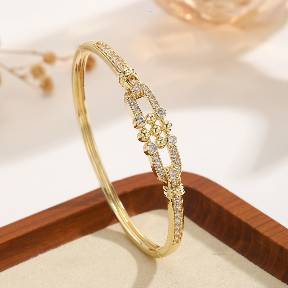 Women's Horseshoe Buckle Bracelet | Geometric Light Luxury | Eco Copper | Gold & White Gold