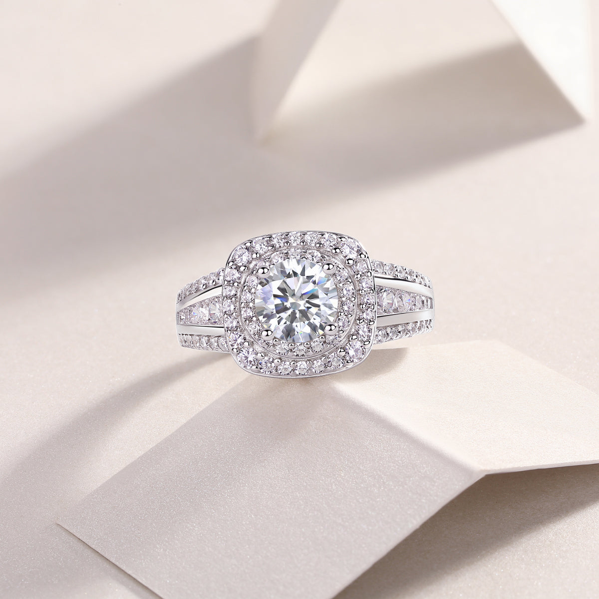 Starry Sky Crown - A Fashionable Jewelry Ring with 1-carat Moissan Diamond