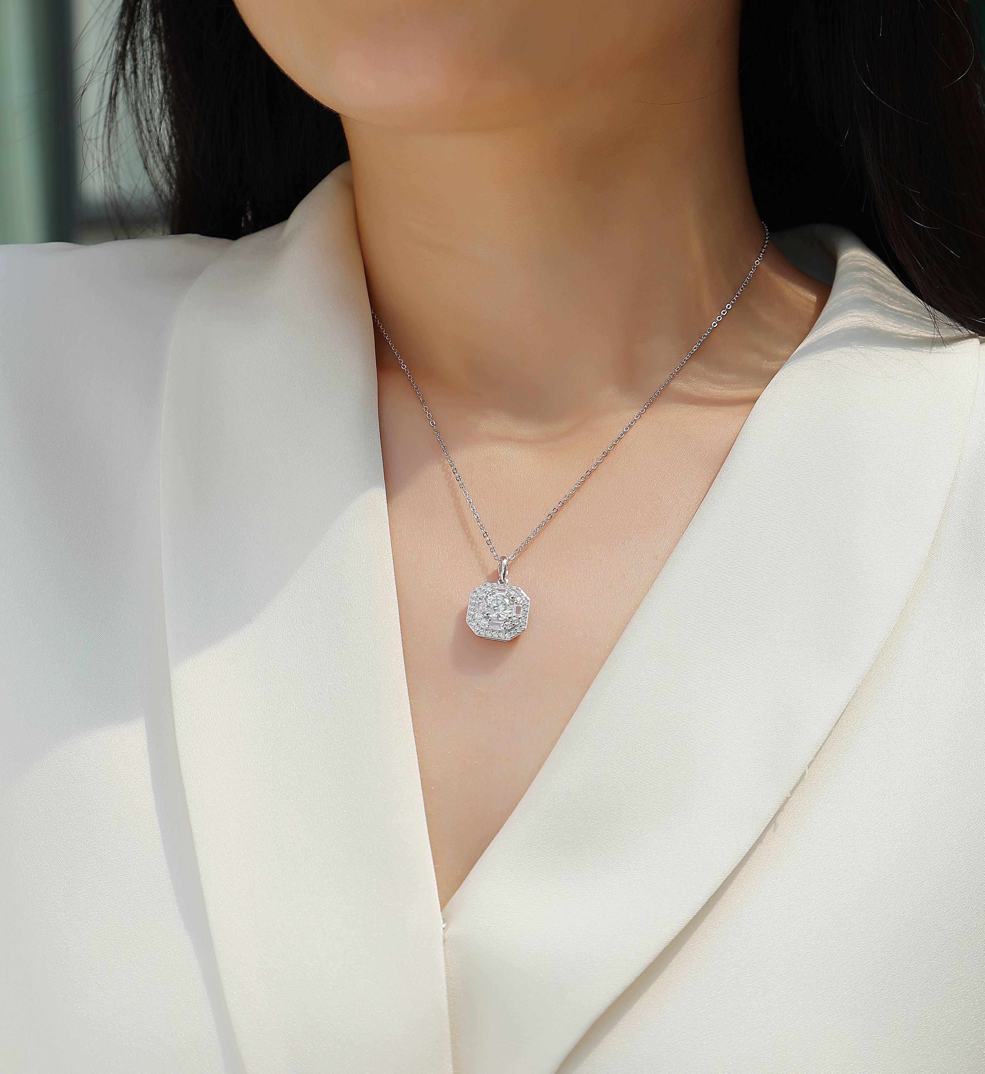 Square Bag -Luxurious Diamond Jewelry