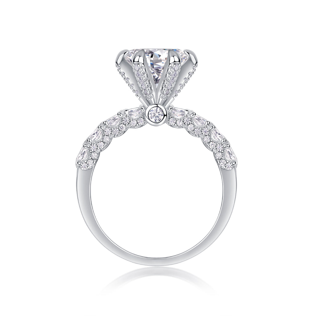Lady Luck Diamond Ring