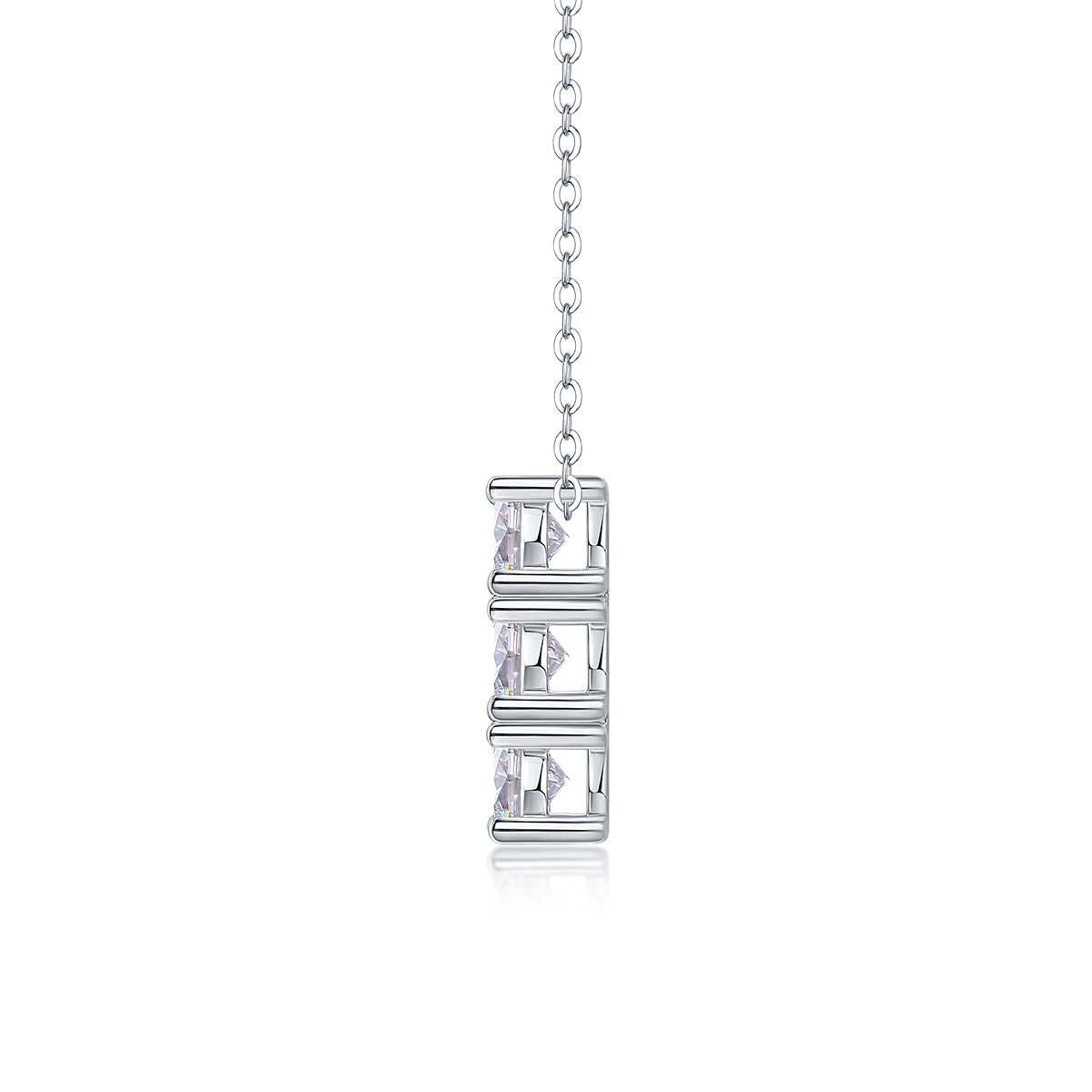 Round - A Fashionable And Luxurious Diamond Jewelry Pendant With 0.5-carat Moissan Diamonds