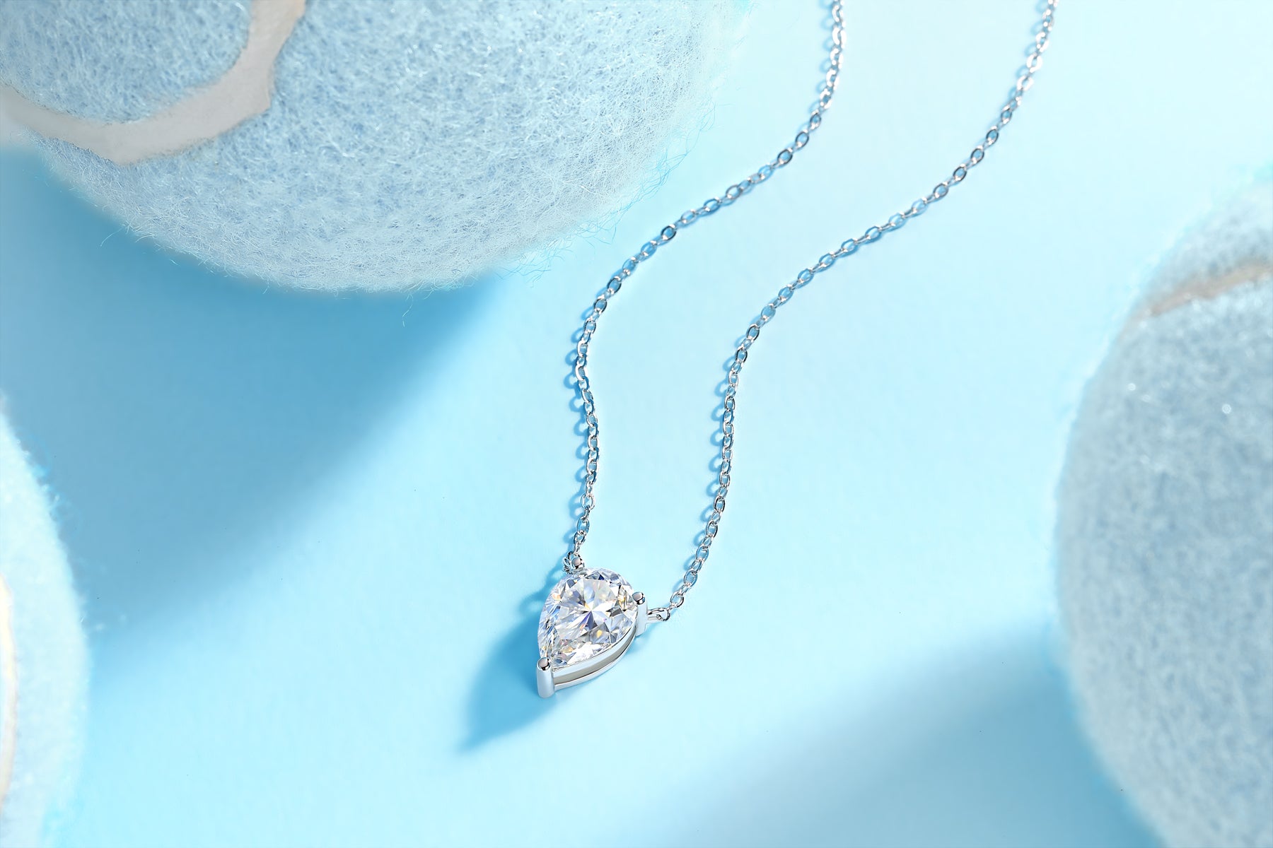 Water Drop - Fashionable Jewelry Pendant Set With Moissanite Diamond