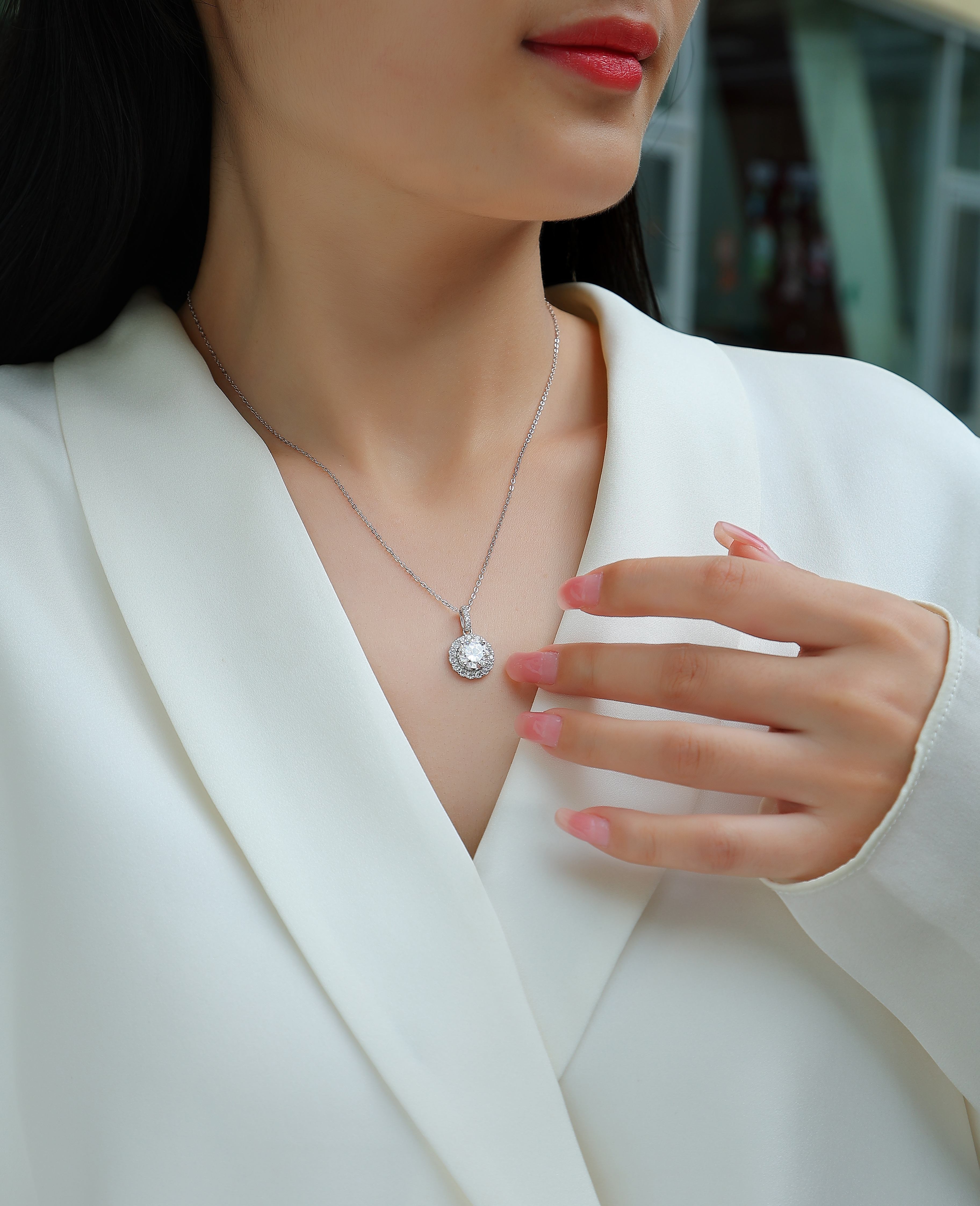 Dandelion - Luxurious Diamond Jewelry Pendant Set With 2-carat Moissan Diamond