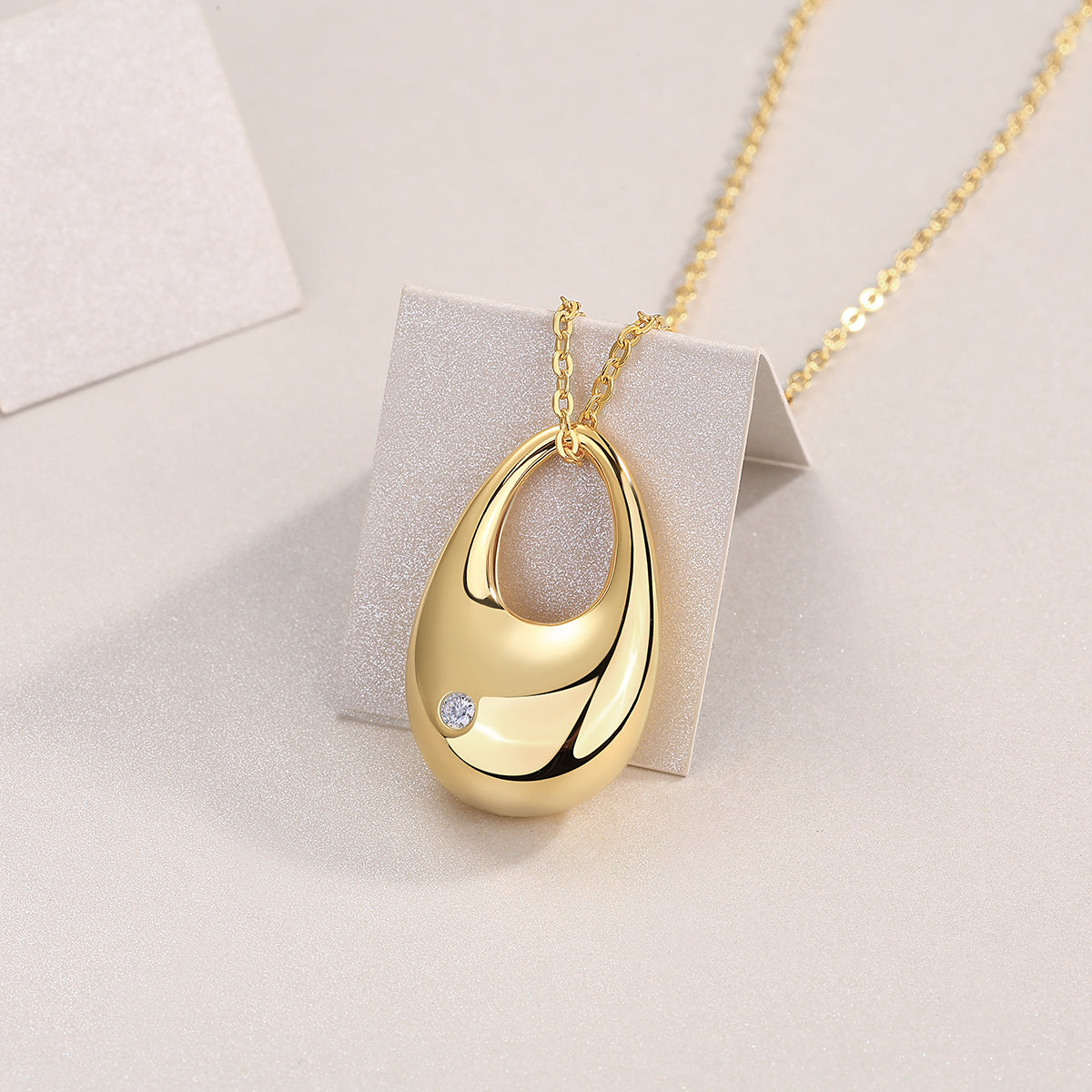 Evening Love - Trendy Diamond Pendant Necklace Set