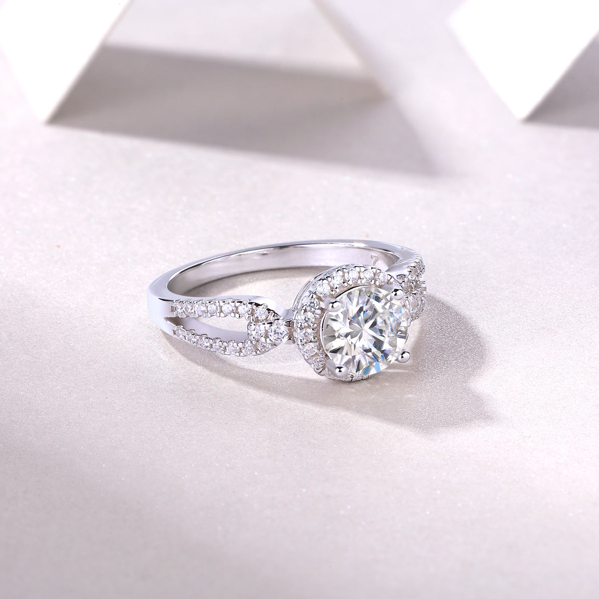 Luxury Diamond Wedding Ring