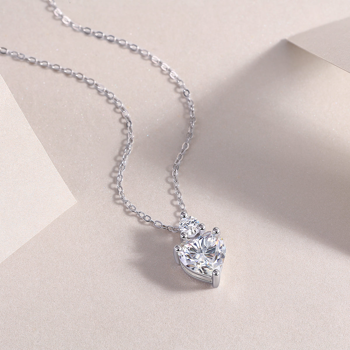 Ripple Fantasy - Luxurious Diamond Jewelry Pendant Set