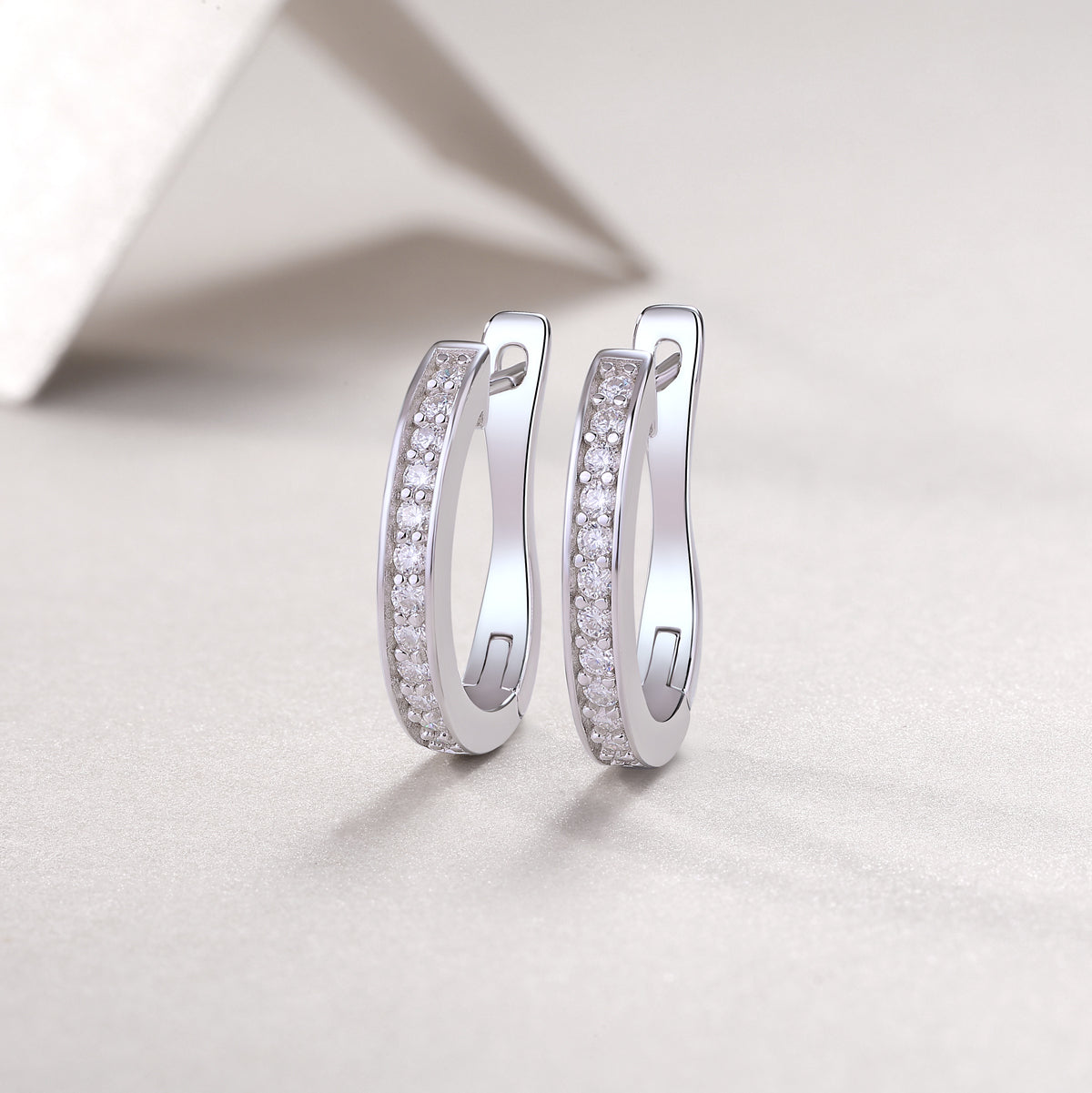 Morning Dew - Fashionable And Luxurious Diamond Jewelry Stud Earrings